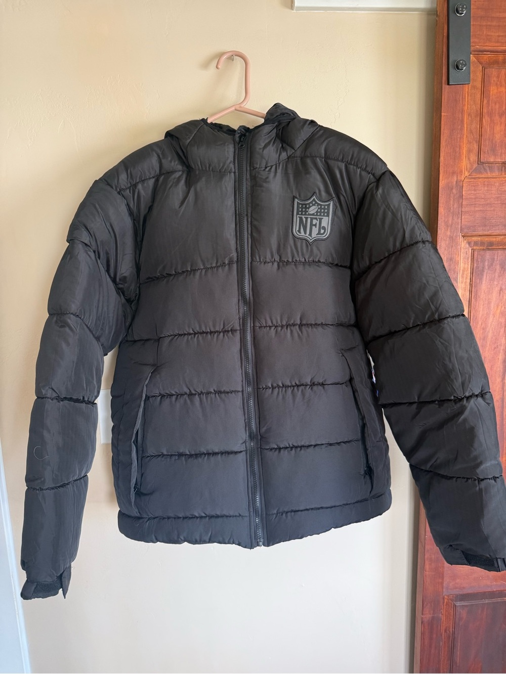 NWT NFL Black Puffer Jacket with Hood